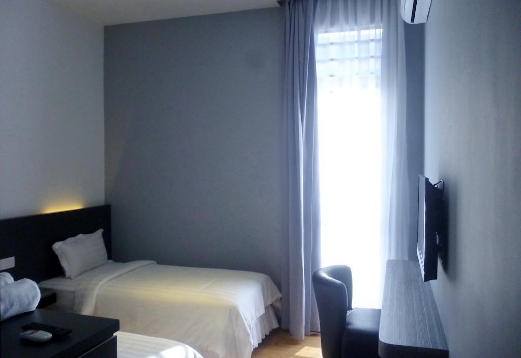 My Dream Hotel SDK Стая снимка